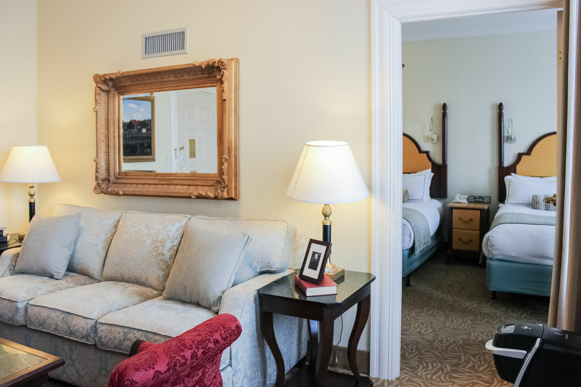 Hotel Πρόβιντενς Εξωτερικό φωτογραφία