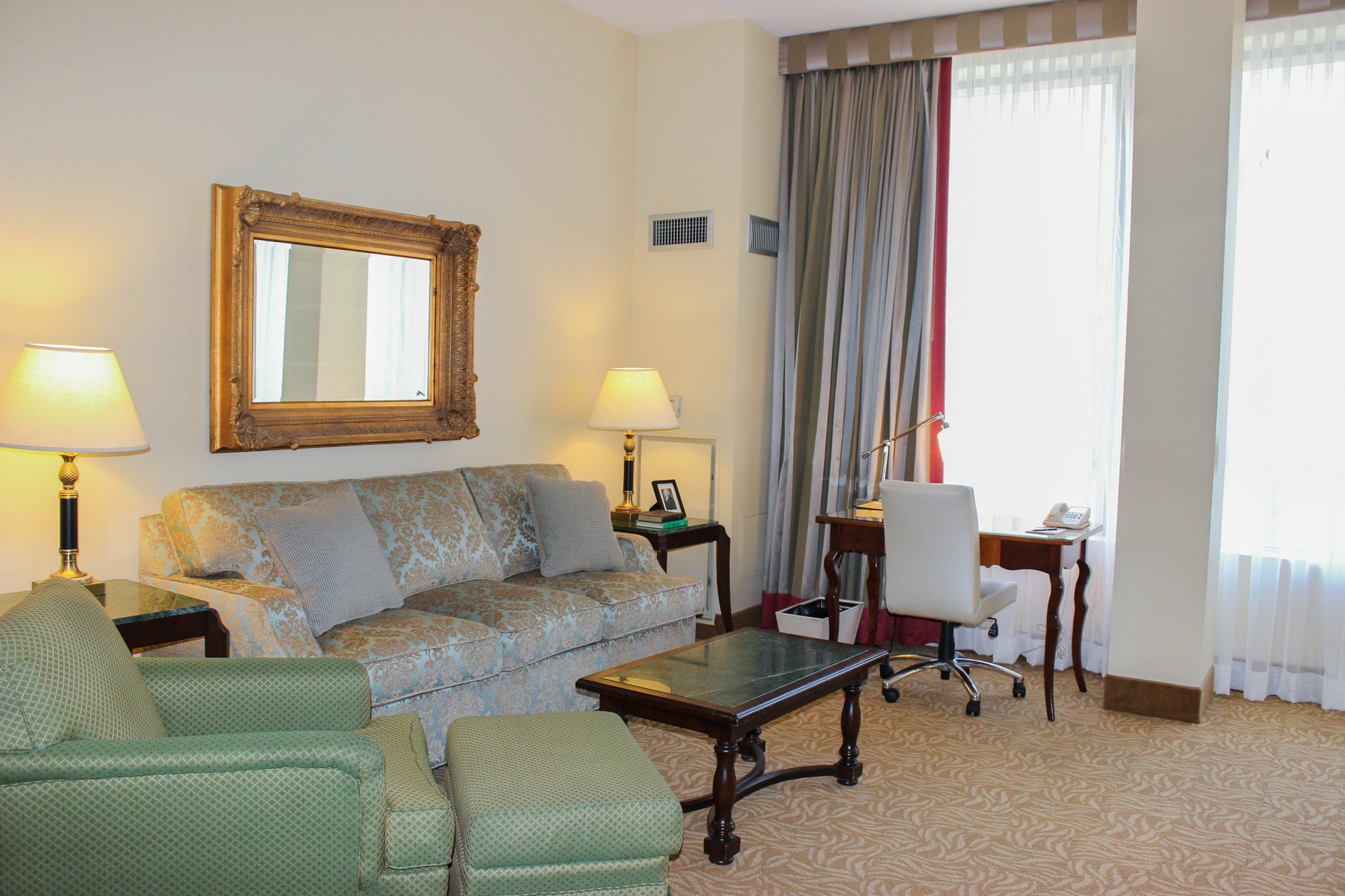 Hotel Πρόβιντενς Εξωτερικό φωτογραφία
